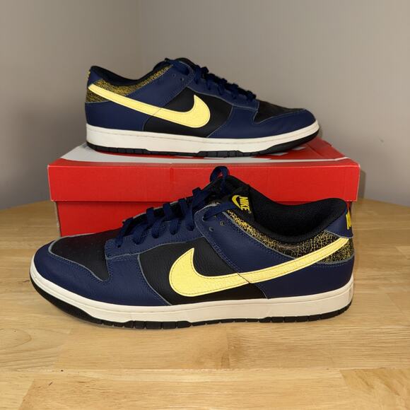 Size 14 - Nike Dunk Low Vintage Michigan - OG Box main image 7